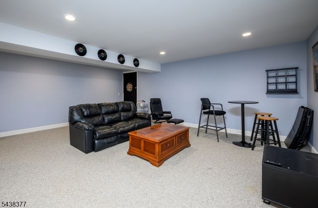 86 Highland Ave, Bridgewater Twp., NJ 08807