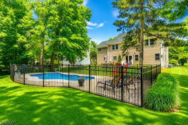 86 Highland Ave, Bridgewater Twp., NJ 08807