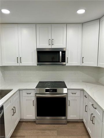 2154 E Gardenia CIR, North Fort Myers, FL 33917