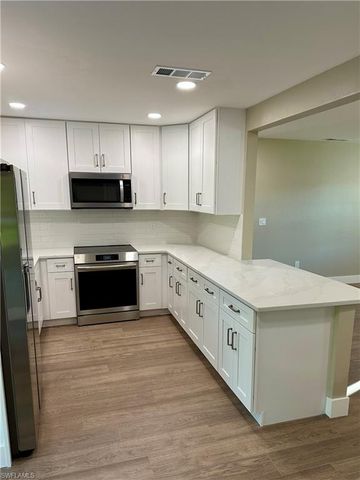 2154 E Gardenia CIR, North Fort Myers, FL 33917