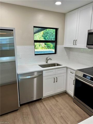 2154 E Gardenia CIR, North Fort Myers, FL 33917