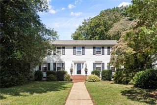 901 Fairgreen Road, Greensboro, NC 27410