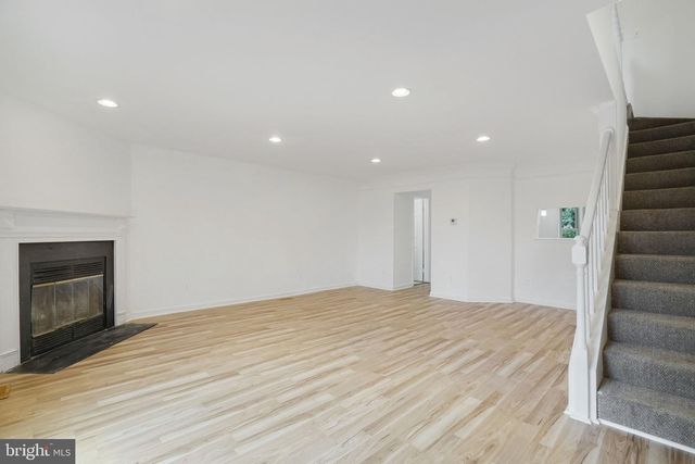 3733 ROXBURY LN, Alexandria, VA 22309