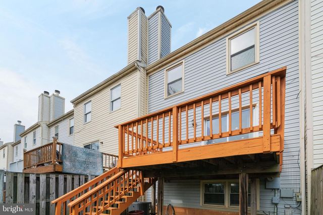 3733 ROXBURY LN, Alexandria, VA 22309