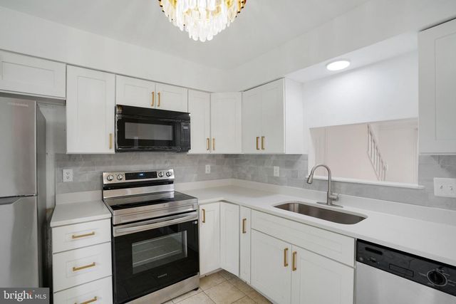 3733 ROXBURY LN, Alexandria, VA 22309