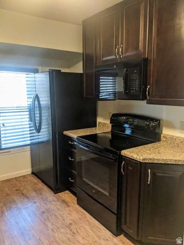 1304 KERSHAW ST, Ogden, UT 84403