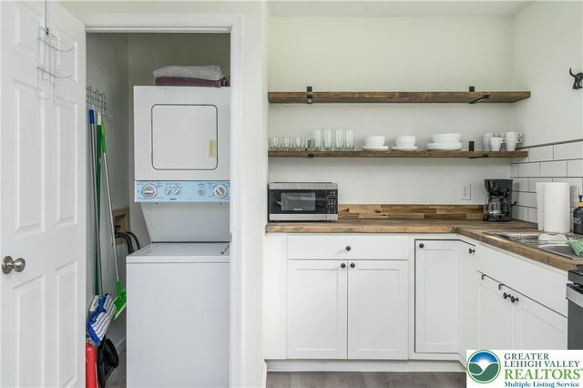 9670 Stony Hollow Drive, Coolbaugh Twp, PA 18466