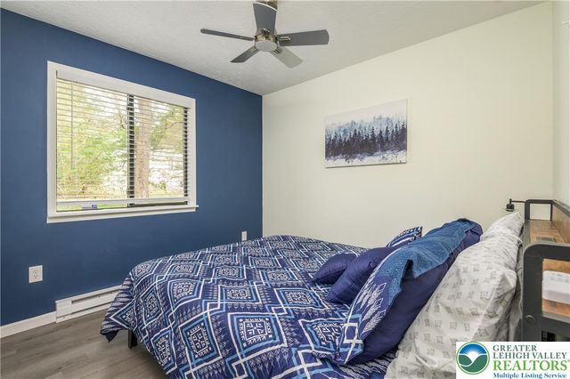 9670 Stony Hollow Drive, Coolbaugh Twp, PA 18466