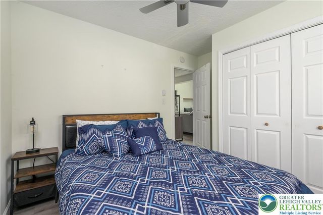 9670 Stony Hollow Drive, Coolbaugh Twp, PA 18466