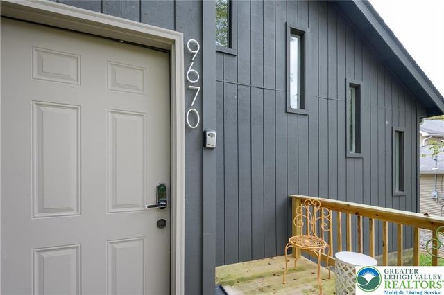 9670 Stony Hollow Drive, Coolbaugh Twp, PA 18466