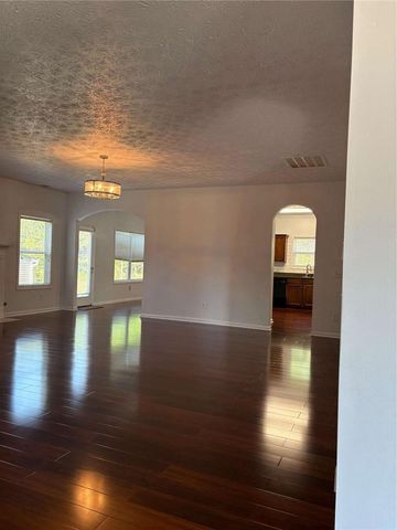 10 Foggy Creek Ln, Hiram, GA 30141