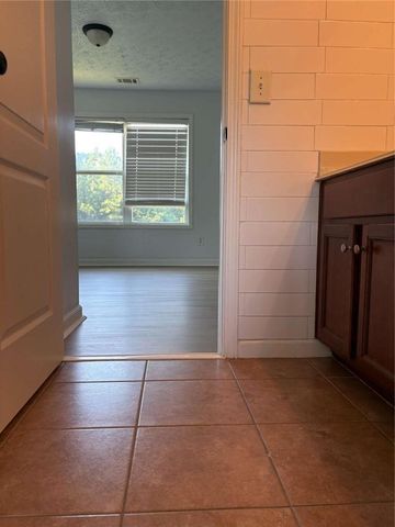 10 Foggy Creek Ln, Hiram, GA 30141