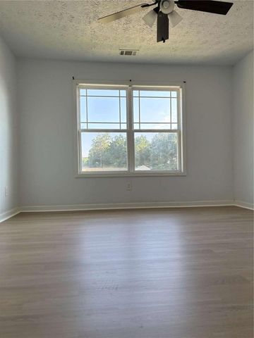 10 Foggy Creek Ln, Hiram, GA 30141