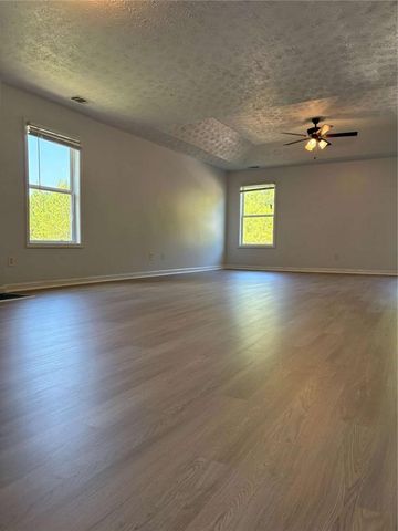 10 Foggy Creek Ln, Hiram, GA 30141