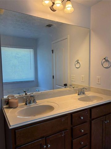 10 Foggy Creek Ln, Hiram, GA 30141