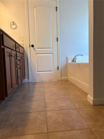 10 Foggy Creek Ln, Hiram, GA 30141