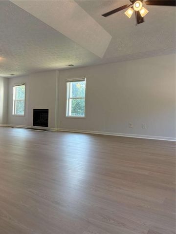 10 Foggy Creek Ln, Hiram, GA 30141