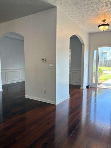 10 Foggy Creek Ln, Hiram, GA 30141