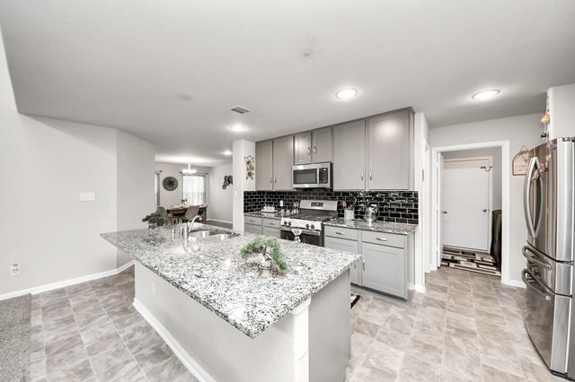 2918 Silverhorn Lane, Rosenberg, TX 77471