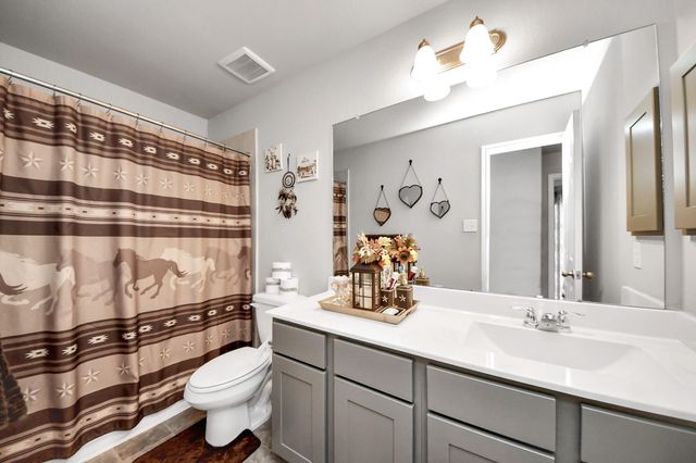 2918 Silverhorn Lane, Rosenberg, TX 77471