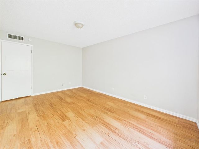 9520 Quail Village LN, Austin, TX 78758