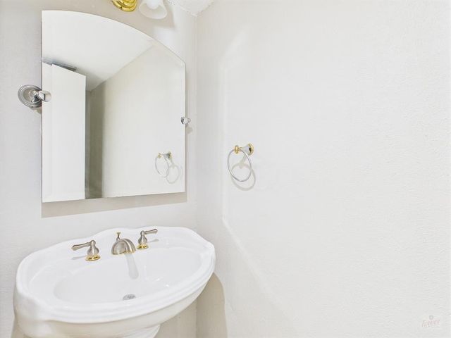 9520 Quail Village LN, Austin, TX 78758