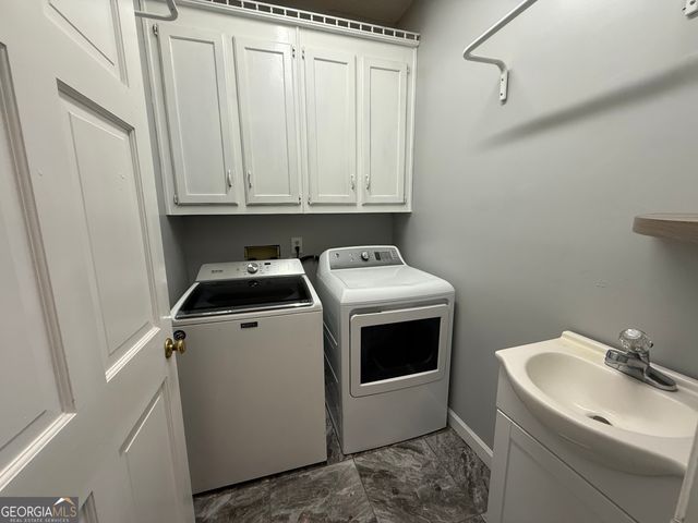 4855 Canyon Lake Drive, South Fulton, GA 30349