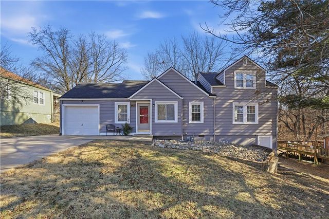 4429 N Chestnut Avenue, Kansas City, MO 64117