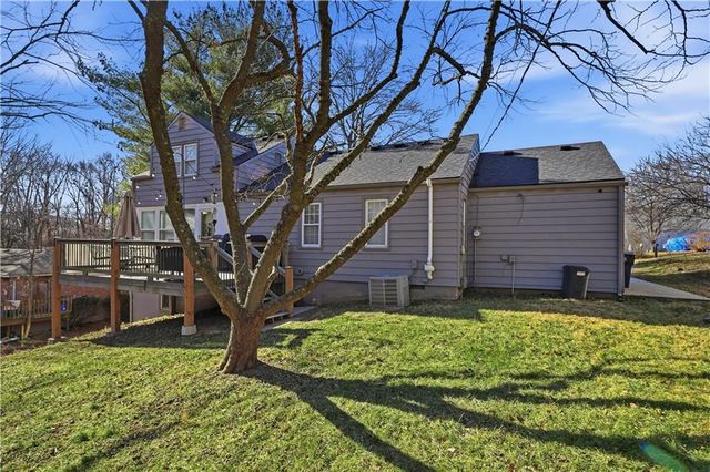 4429 N Chestnut Avenue, Kansas City, MO 64117