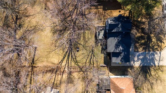 4429 N Chestnut Avenue, Kansas City, MO 64117