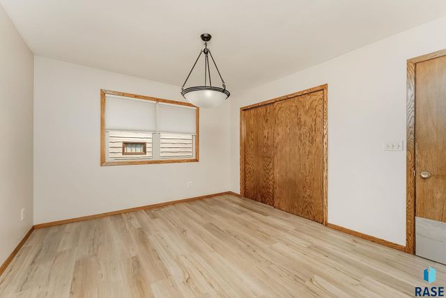 4201 S Lewis Ave Avenue, Sioux Falls, SD 57103