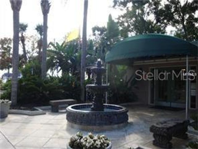 121 OYSTER BAY CIRCLE 160, Altamonte Springs, FL 32701