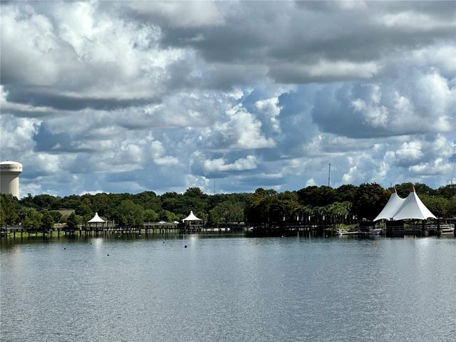 121 OYSTER BAY CIRCLE 160, Altamonte Springs, FL 32701
