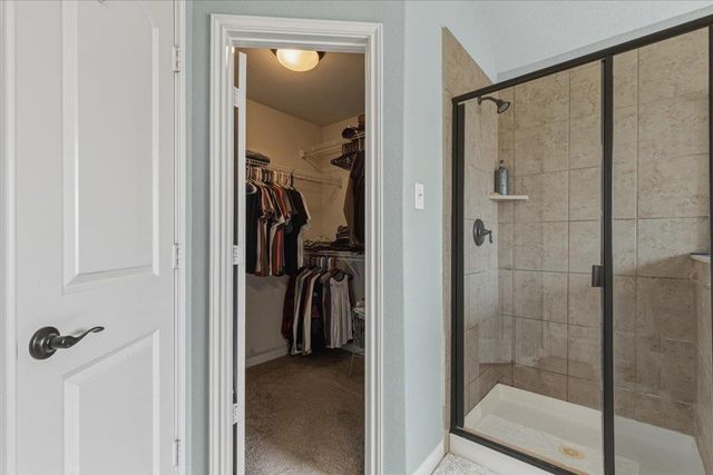 1672 Treeta TRL, Kyle, TX 78640