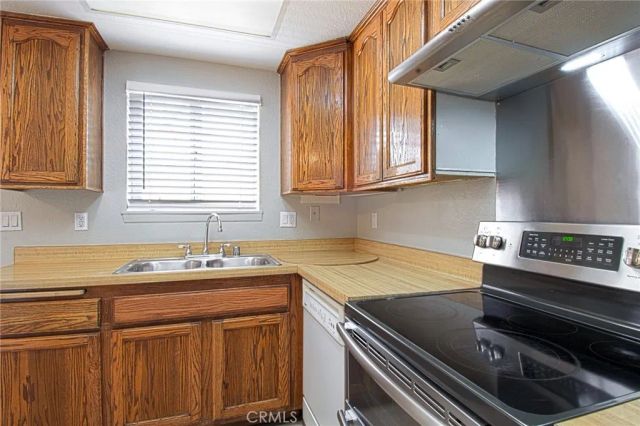2223 N Broadway L, Santa Ana, CA 92706