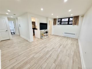 132-40 Sanford Avenue LK, Flushing, NY 11355