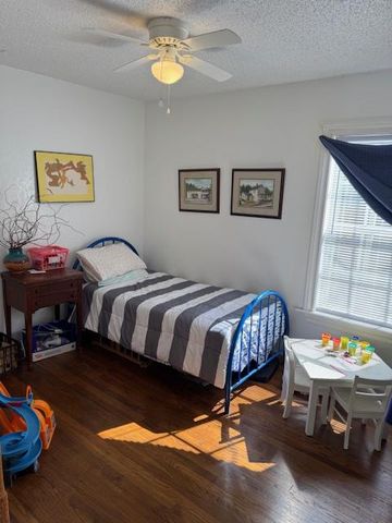 1706 W 34th ST B, Austin, TX 78703