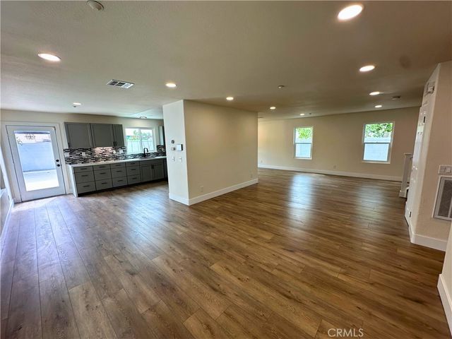 16769 Spy Glass Court, Fontana, CA 92336