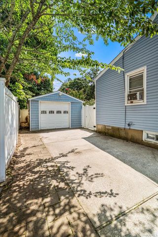 2 Gateway, Farmingdale, NY 11735