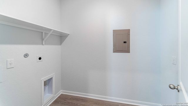 4940 Hawkwell Ln, San Antonio, TX 78263