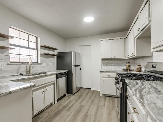 10104 Primrose Lane, Oklahoma City, OK 73159