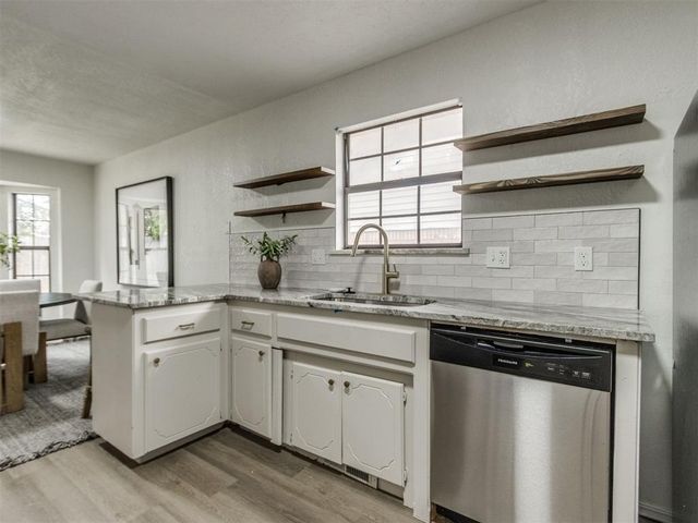 10104 Primrose Lane, Oklahoma City, OK 73159