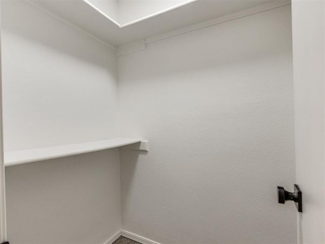 10104 Primrose Lane, Oklahoma City, OK 73159