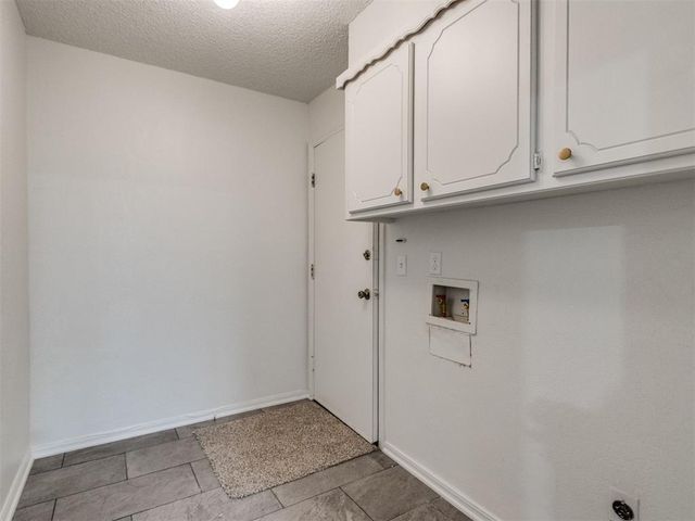 10104 Primrose Lane, Oklahoma City, OK 73159