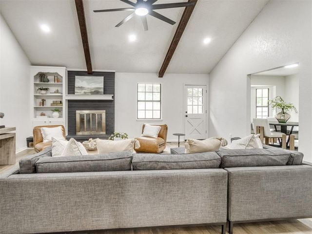 10104 Primrose Lane, Oklahoma City, OK 73159