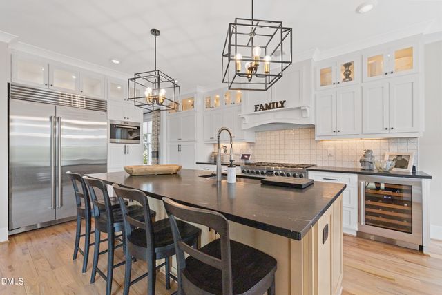 113 Sire Court, Holly Springs, NC 27540