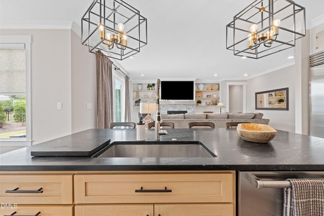 113 Sire Court, Holly Springs, NC 27540