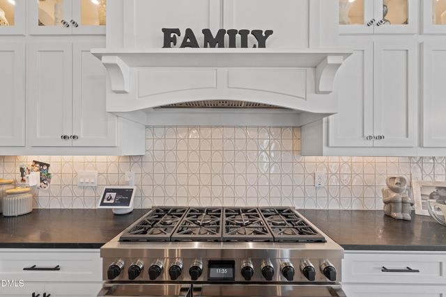 113 Sire Court, Holly Springs, NC 27540