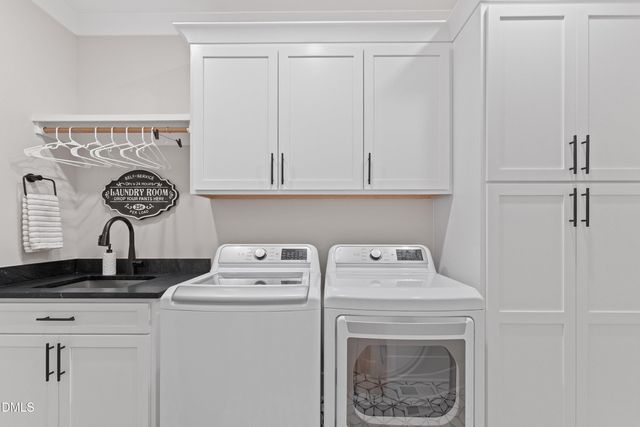 113 Sire Court, Holly Springs, NC 27540