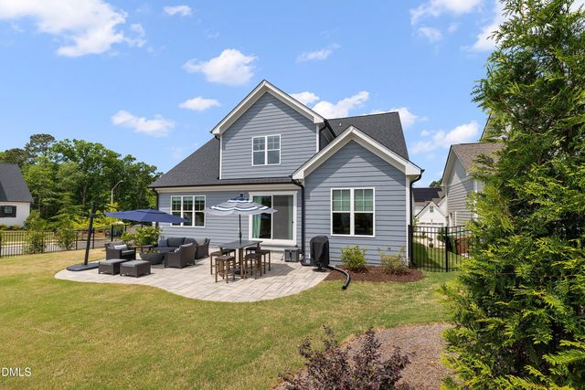 113 Sire Court, Holly Springs, NC 27540